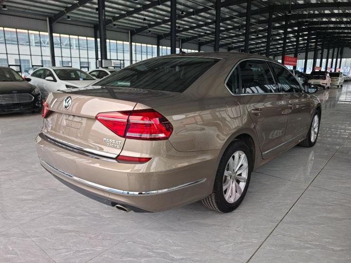 Passat 2016 330TSI DSG photo 6