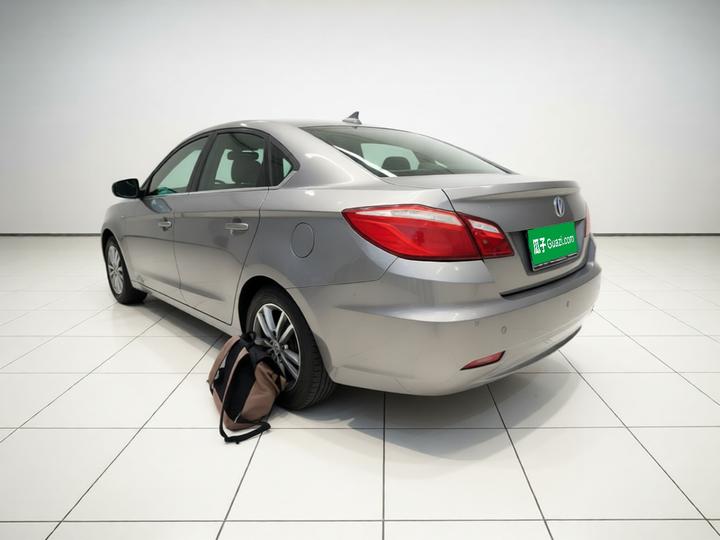 Eado 2015 1.6L MT Flagship photo 4