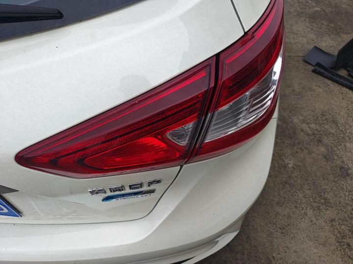Tiida 2016 1.6L CVT photo 7