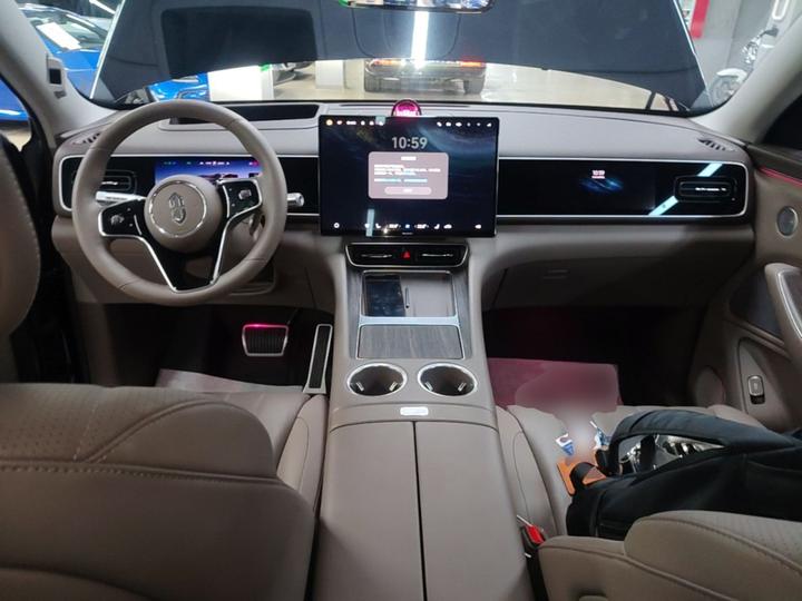 HIMA AITO M7 2026 EREV Ultra AWD 6-Seater 192-Line LiDAR photo 5