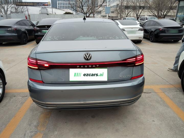 Passat 2022 330TSI Luxury photo 3