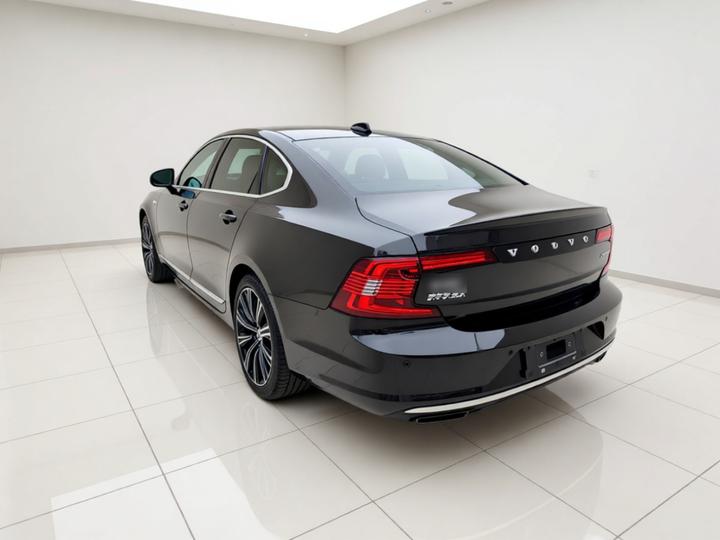 S90 2025 B5 Luxury photo 4