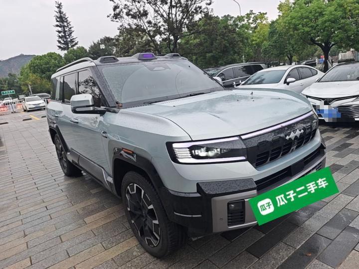 Fang Cheng Bao Leopard 8 2025 Flagship 7-Seater photo 3