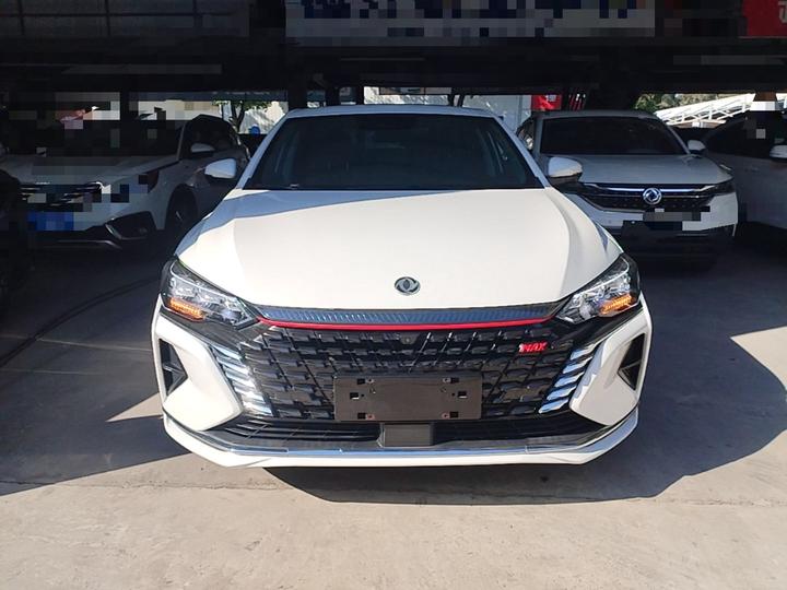 Yixuan MAX 2021 1.5T-Class photo 2