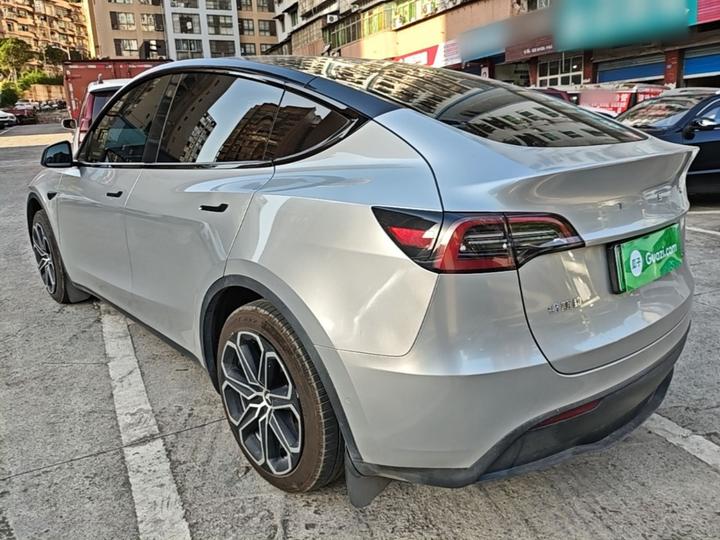 Model Y 2022 Facelift RWD photo 4