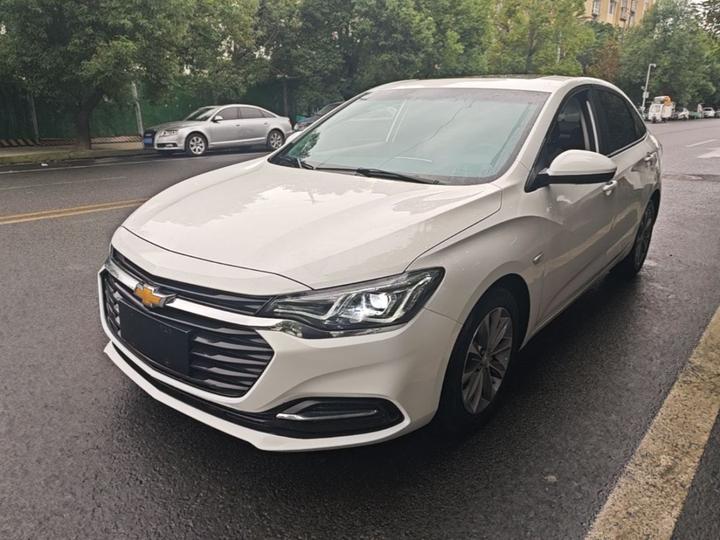 Cruze 2020 320 AT