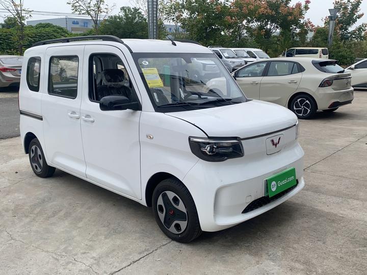 Wuling Zhiguang EV 2025 201km Comfort photo 3