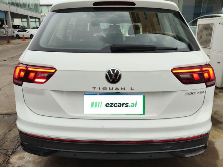 Tiguan L 2024 300TSI AT RWD photo 3