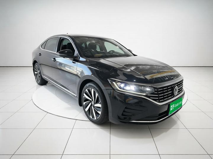Passat 2022 330TSI Luxury photo 3