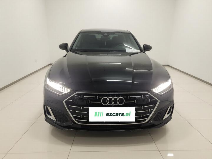 A7L 2024 45TFSI quattro S-line photo 2