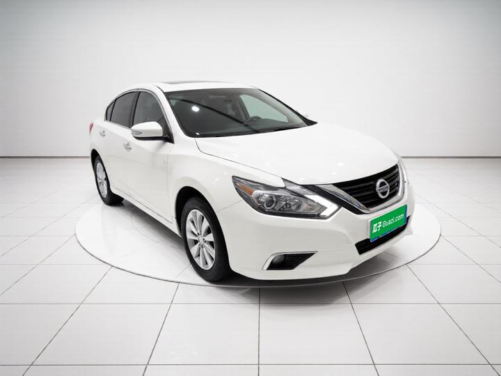 Teana 2016 Facelift 2.0L XL Comfort photo 3