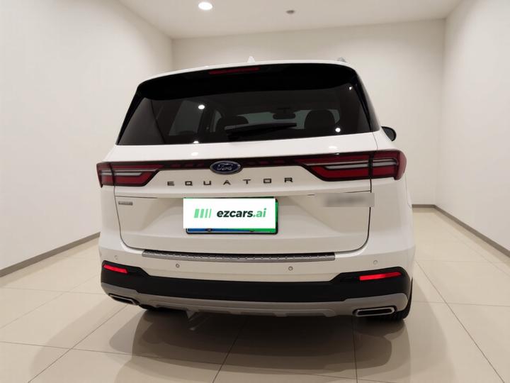 Equator 2023 EcoBoost 225 7-Seater 2/2/3 photo 3