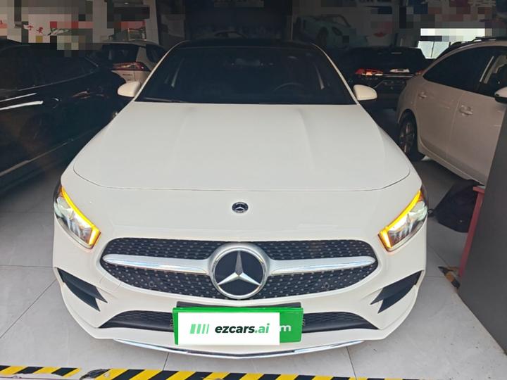 A-Class 2022 Facelift A 200 L Sport Dynamic photo 2