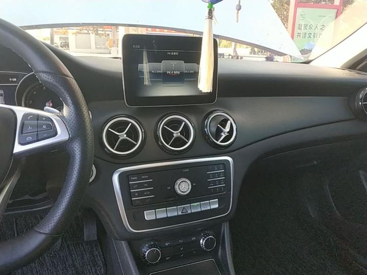 GLA 2019 GLA 200 Dynamic photo 8