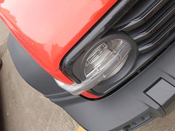 300 2024 2.0T photo 7