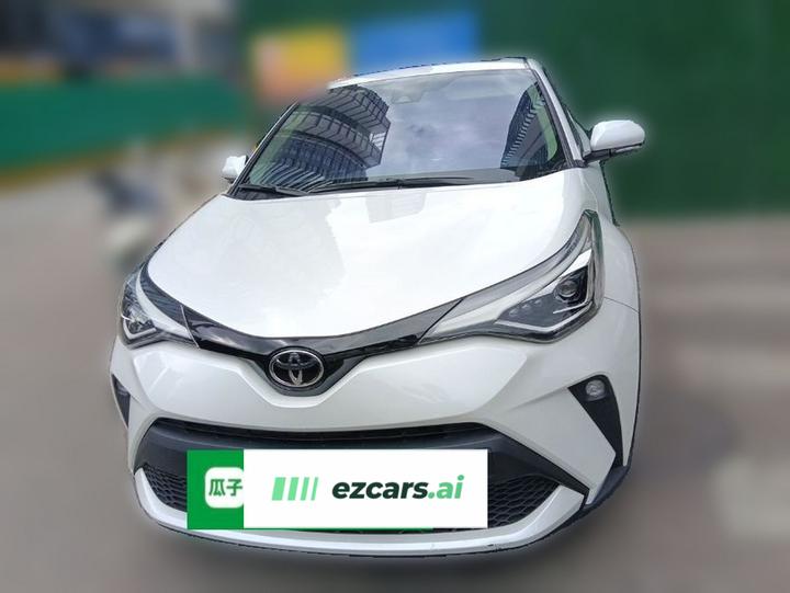 C-HR 2023 2.0L Luxury photo 2