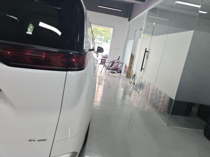 D9 2022 EV 620 Premium photo 7