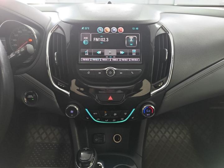 2017 1.4T Hatchback DCT photo 8