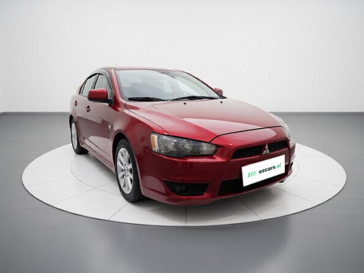 2011 1.8L CVT Luxury photo 3