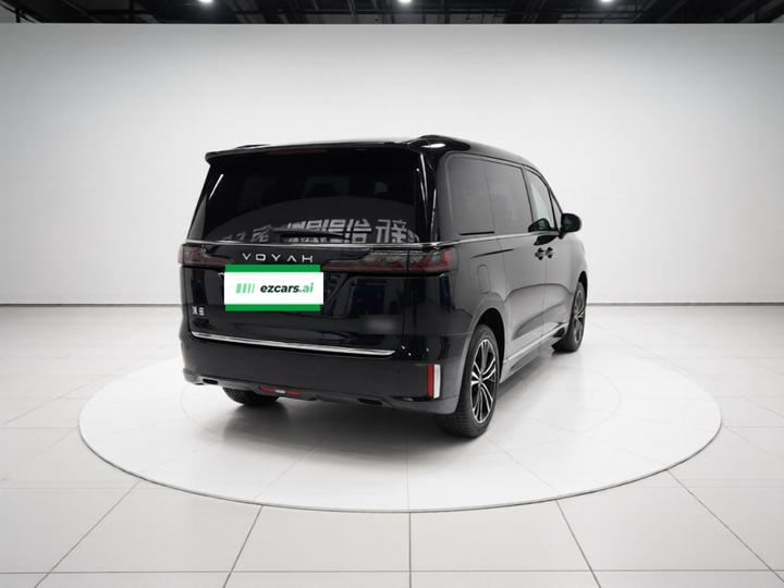 Voyah Dreamer 2025 PHEV AWD Flagship Qiankun photo 5