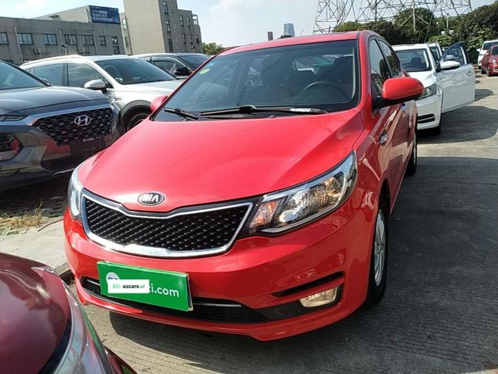 K2 2015 Hatchback 1.4L AT GLS photo 2