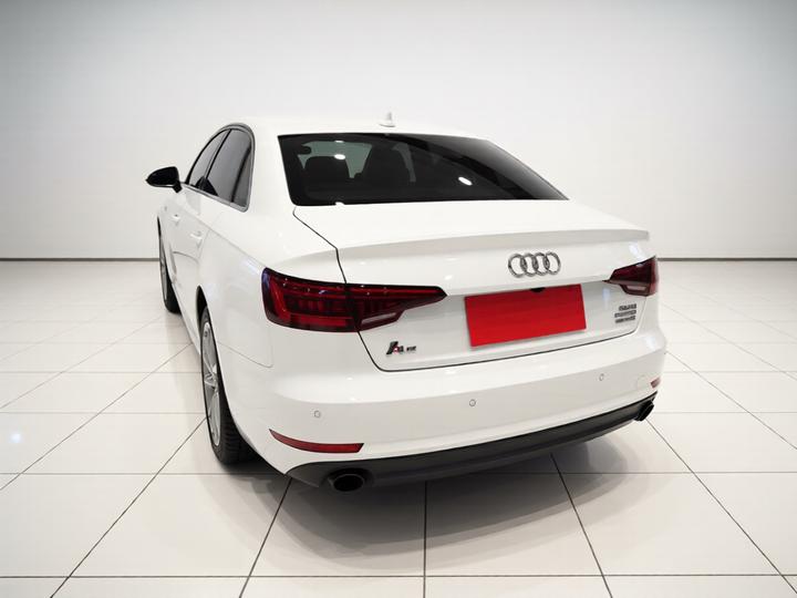 A4L 2018 30 Anniversary 40 TFSI Progressive photo 4