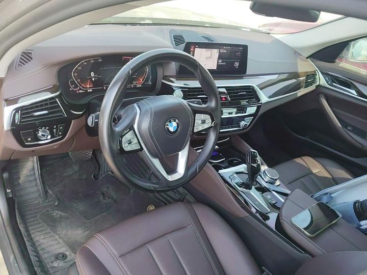 5 Series 2020 525Li Luxury photo 5