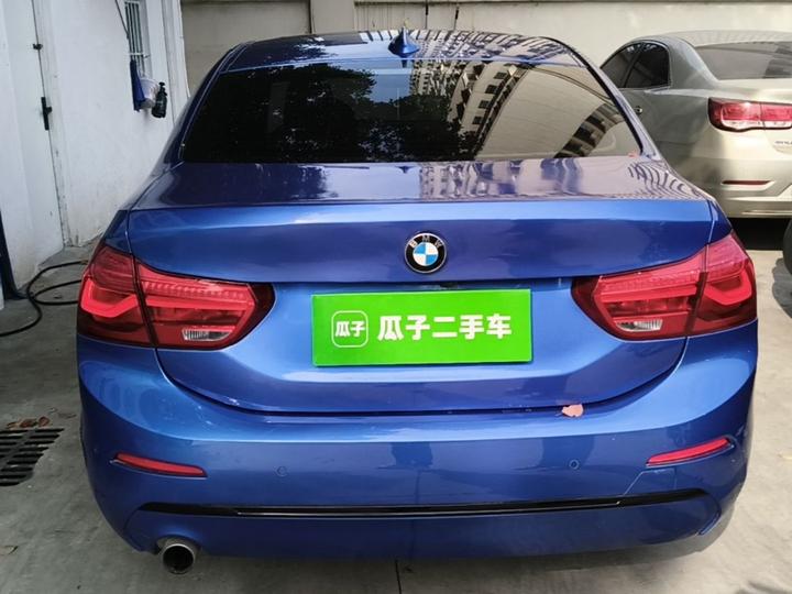 1 Series 2018 118i Sport photo 3