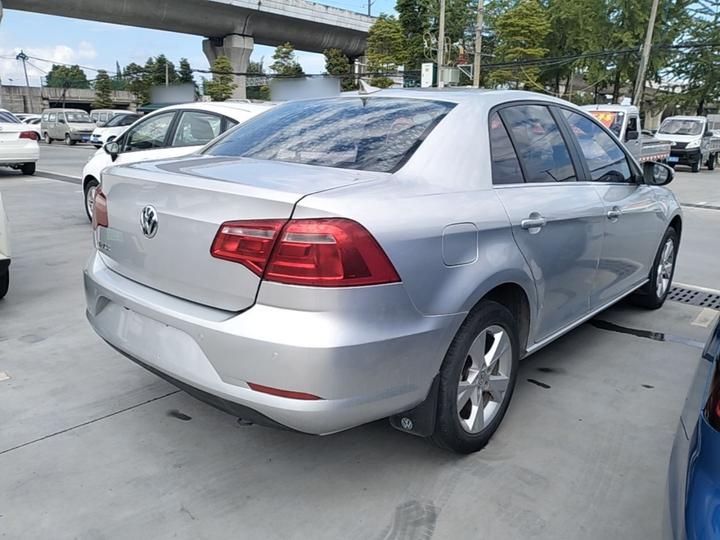 Bora 2014 1.6L MT Comfort photo 4