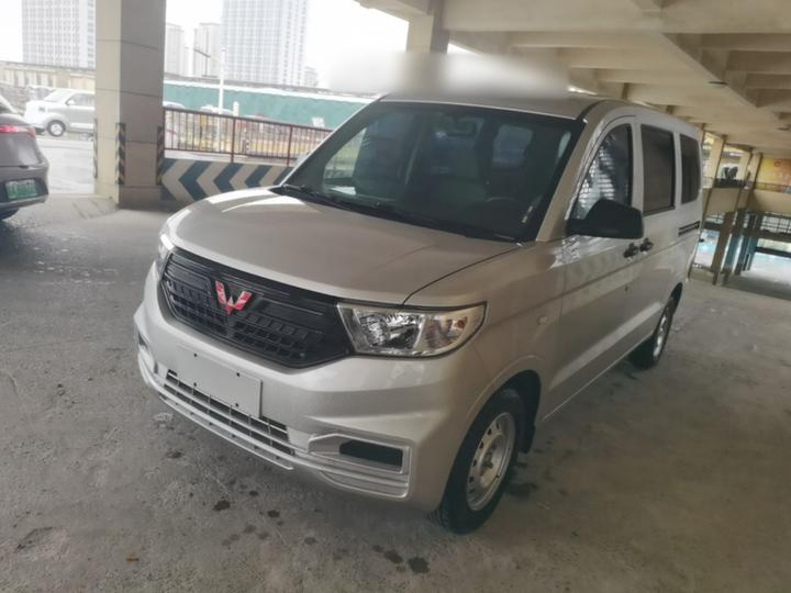 Wuling Hongguang V 2022 1.5L LAR