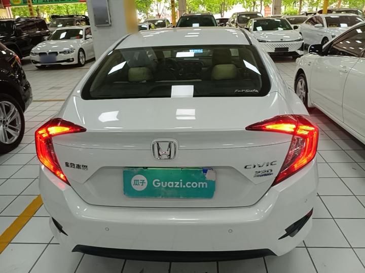 Civic 2016 220TURBO CVT Luxury photo 3