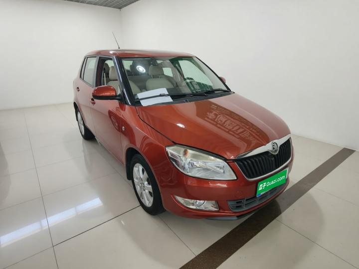 Fabia 2014 1.4L AT photo 3