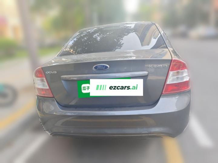 Focus 2013 Sedan Classic 1.8L AT photo 5