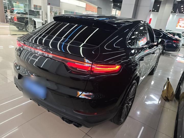 2019 Cayenne Coupé 3.0T photo 6