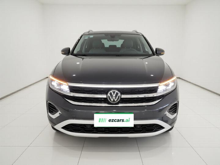 2022 530TSI AWD Flagship Pro 7-Seater photo 2