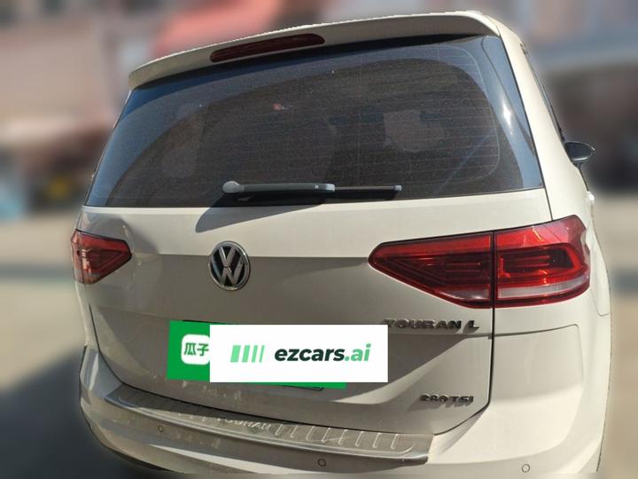 2018 L 280TSI DSG Comfort 7-Seater China VI photo 3