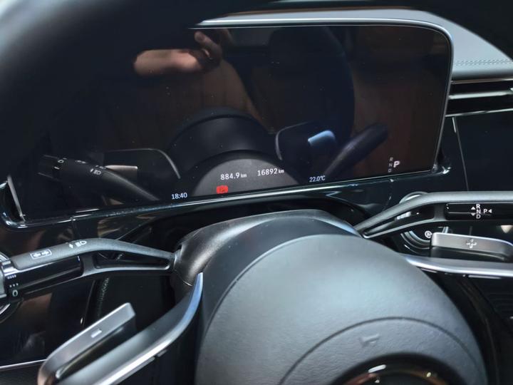 E-Class 2025 Facelift E 300 L Luxury photo 7