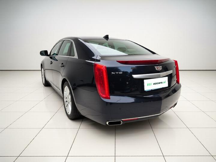 XTS 2017 28T Tech photo 4