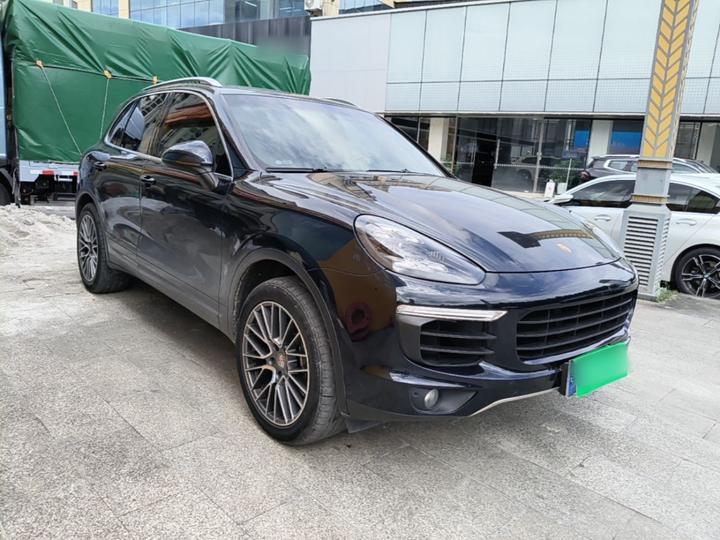 2016 Cayenne 3.0T photo 3
