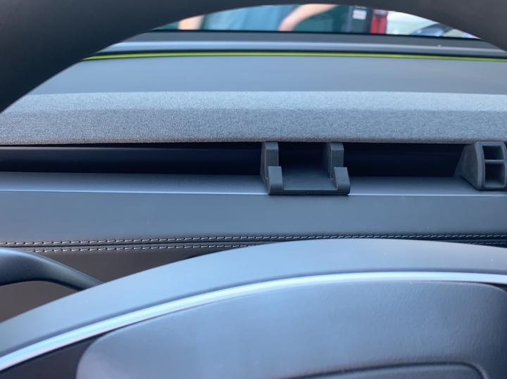 Model Y 2025 RWD photo 4