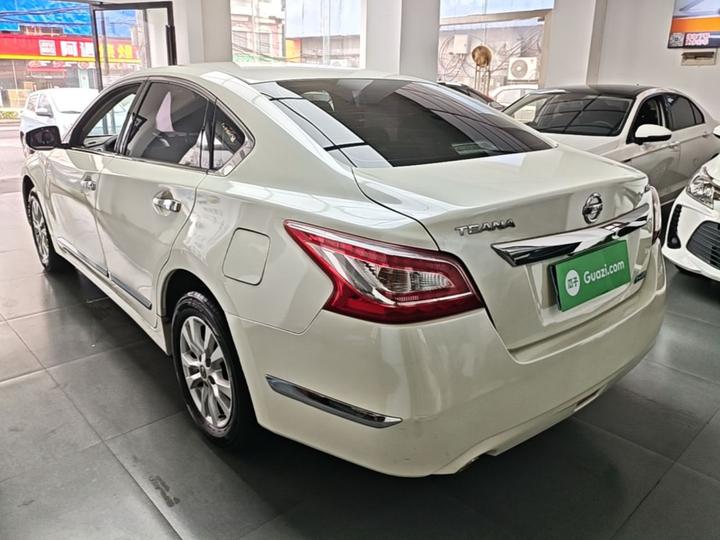 Teana 2013 2.0L XL Comfort photo 4