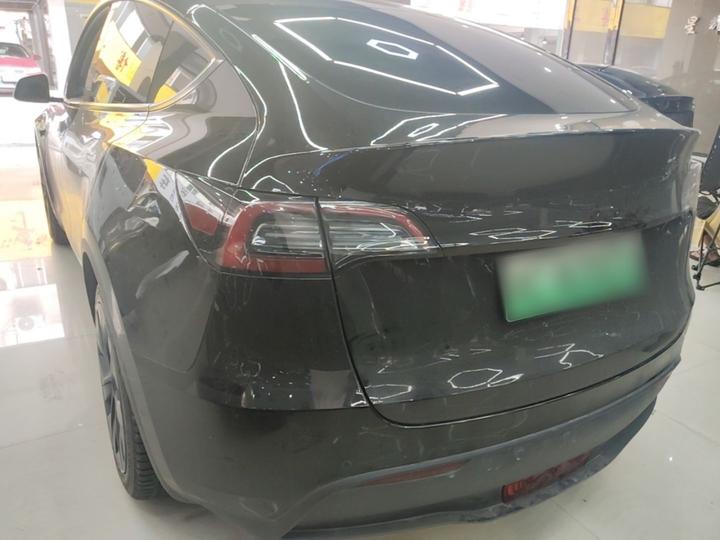 Model Y 2023 RWD photo 4