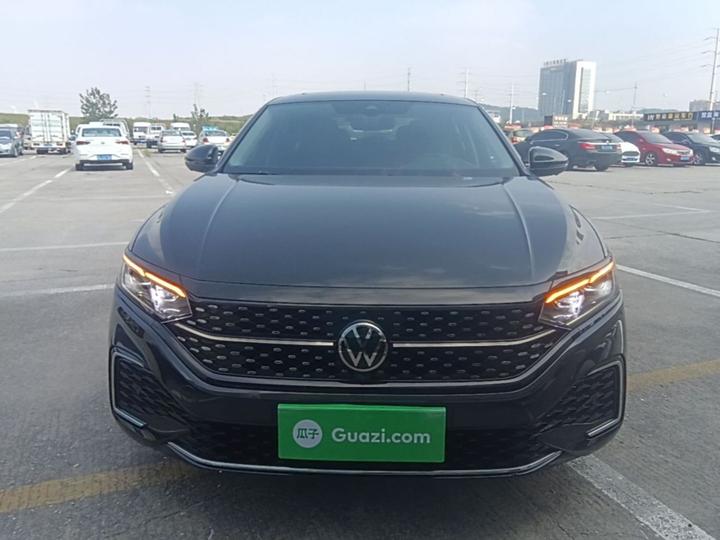 Passat 2024 380TSI Luxury photo 2