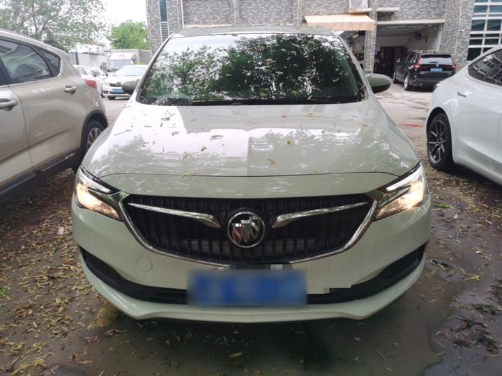 GL6 2018 18T 6-Seater Elite photo 2