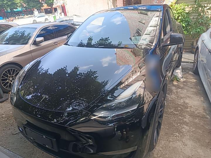 Model Y 2021 Standard Range RWD photo 2