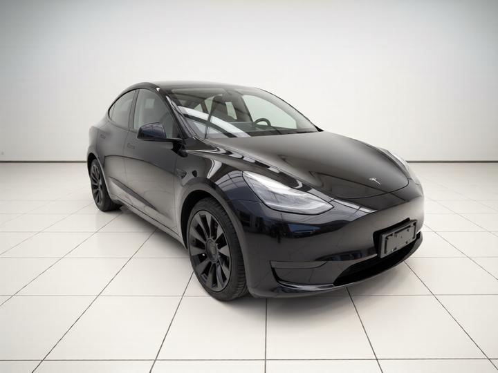 Model Y 2021 Standard Range RWD photo 3