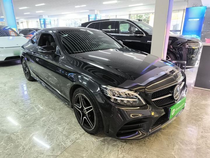 C-Class Imported 2023 C 260 Coupe photo 3
