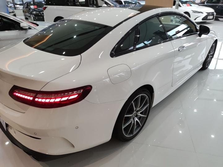 E-Class Imported 2021 E 260 Coupe photo 4