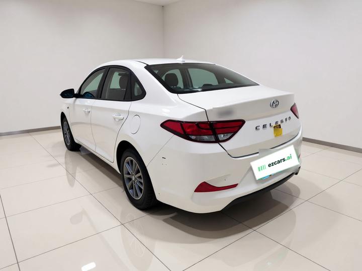 Dynamic 2018 1.6L AT GL China VI photo 4