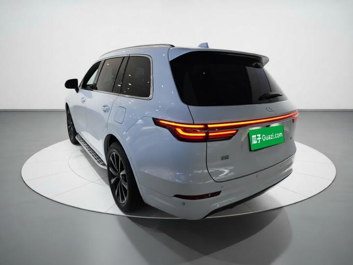 Li Auto ONE 2020 EREV 6-Seater photo 4